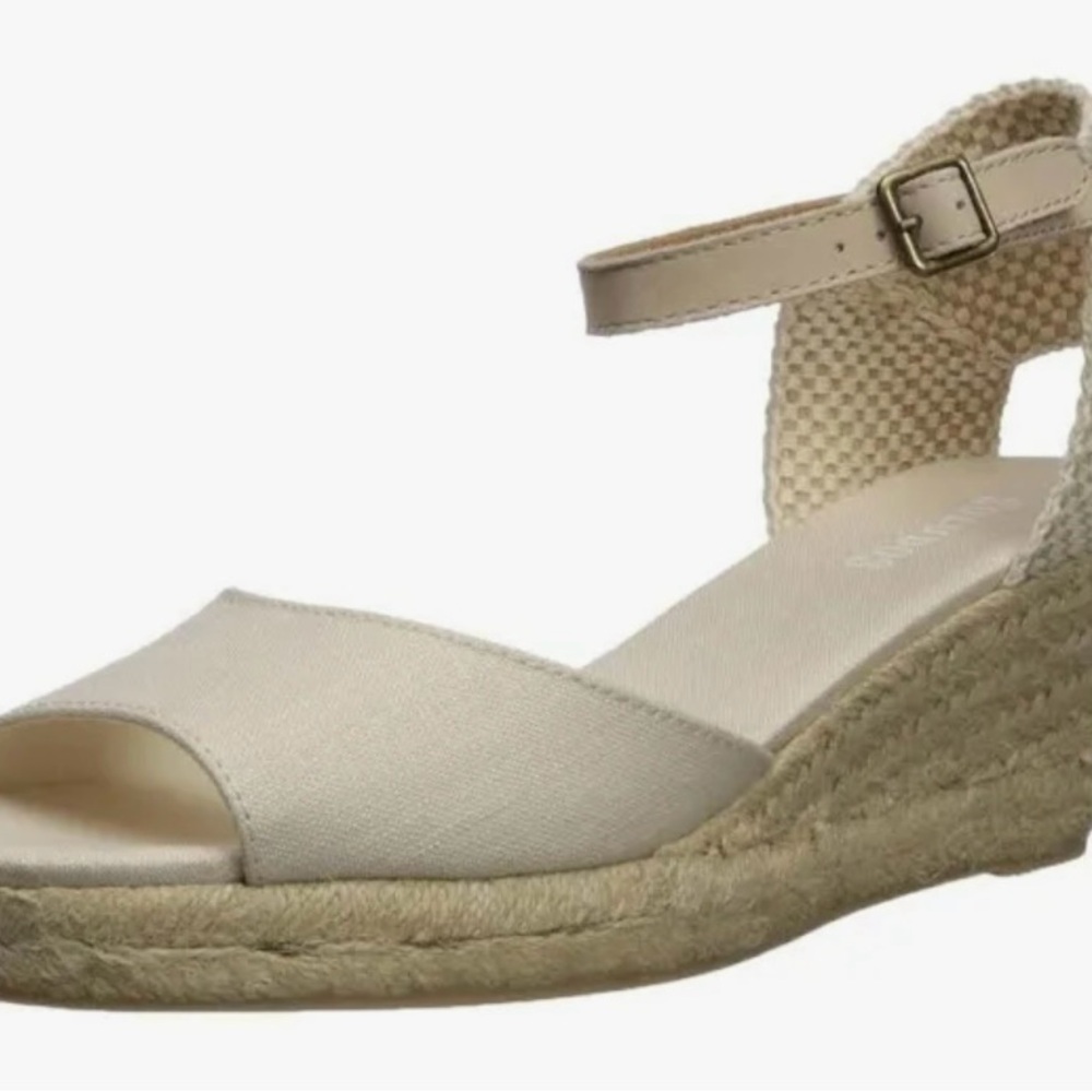 Elegant Cream Wedge Sandals